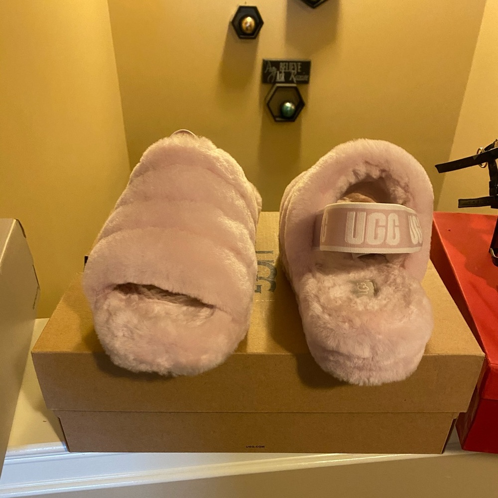Ugg slipper